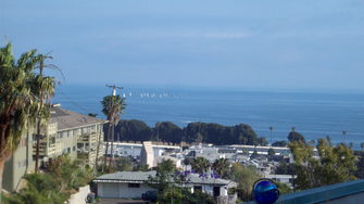Harbor View Apartments - Ventura, CA