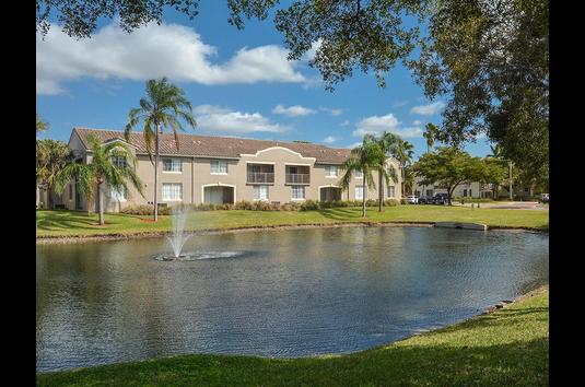 Pembroke Cove Apartments - 46 Reviews | Pembroke Pines, FL Apartments