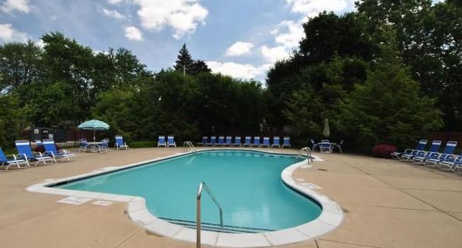 Twin Arbors Apartments - 78 Reviews | Plymouth, MI Apartments for Rent