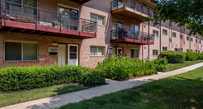 Southview Apartments - 244 Reviews | Oxon Hill, MD Apartments for Rent