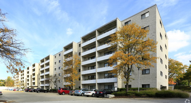 Ridgewood Park Apartments - Parma Heights OH