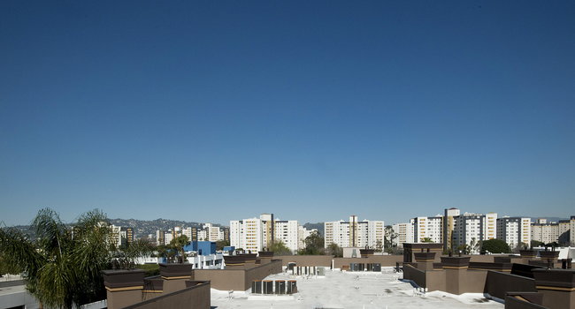 The Preston Miracle Mile Apartments - Los Angeles CA