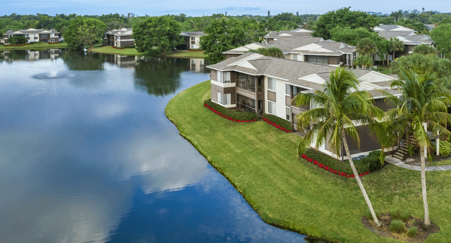 Iona Lakes Apartments 57 Reviews Fort Myers Fl