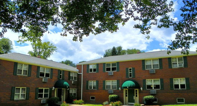 Cloverleaf Village Apartments - Pleasant Hills PA