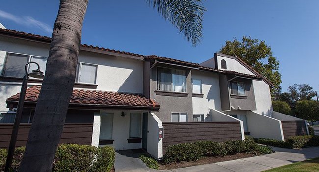 Portofino Townhomes 55 Reviews Wilmington, CA
