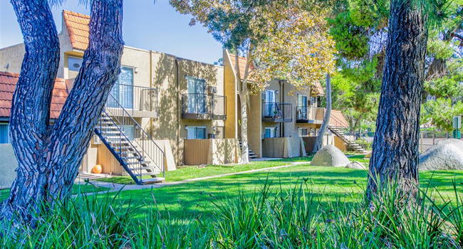 Woodlake Apartments - Escondido CA