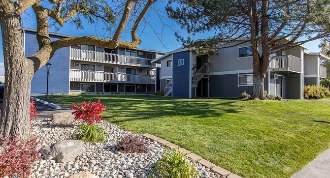 The Lakes 2 Reviews Moses Lake Wa Apartments For Rent Apartmentratings C