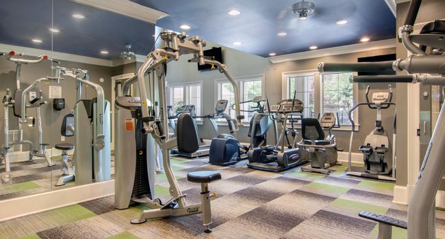 Creekside Crossing Apartment Homes 204 Reviews