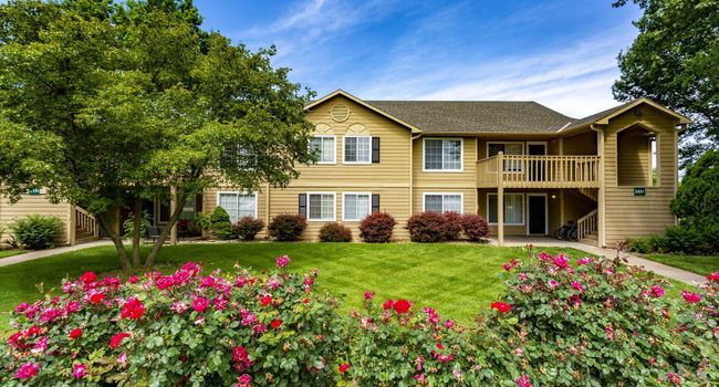 Woodway Apartments 22 Reviews Manhattan Ks Apartments For