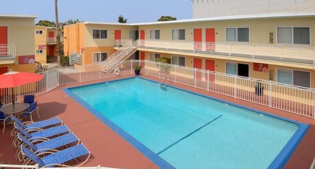 Pico Lanai Apartments 63 Reviews Santa Monica Ca For Image Of Pico Lanai Apartments In Santa Monica Ca
