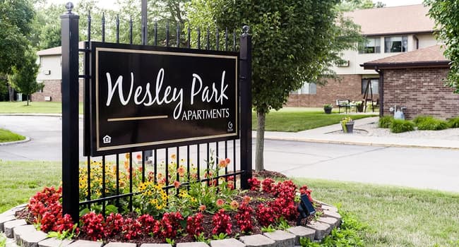 Wesley Park Apartments - Auburn IN
