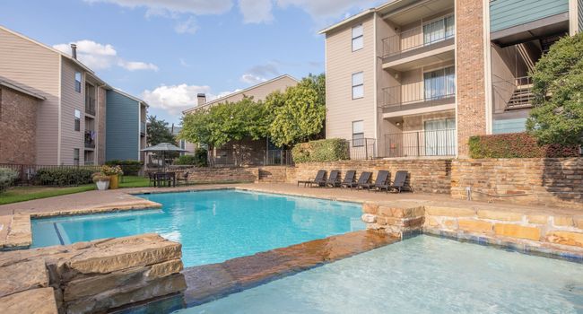 Bayou Bend 60 Reviews Dallas Tx Apartments For Rent Apartmentratings C