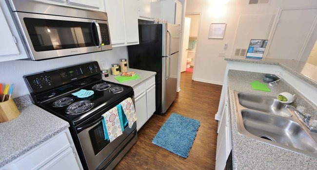 The Social 1600 120 Reviews Tallahassee Fl Apartments For