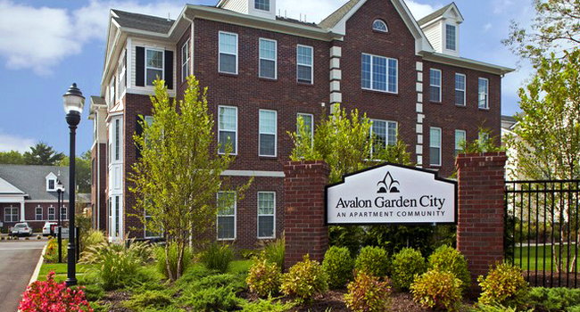 Avalon Garden City - Garden City NY