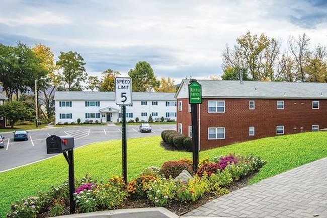 New Windsor Gardens - 47 Reviews | New Windsor, NY Apartments for Rent