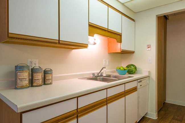 cherry court apartments 27 reviews white bear lake mn