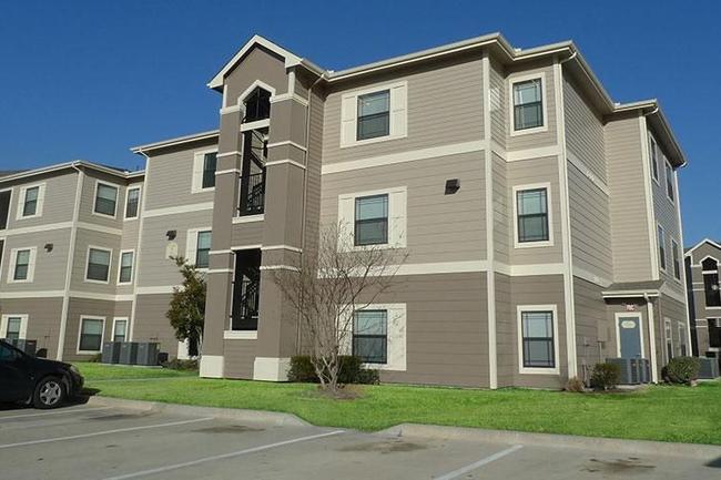 Stoneleigh on Kenswick - 239 Reviews | Humble, TX Apartments for Rent