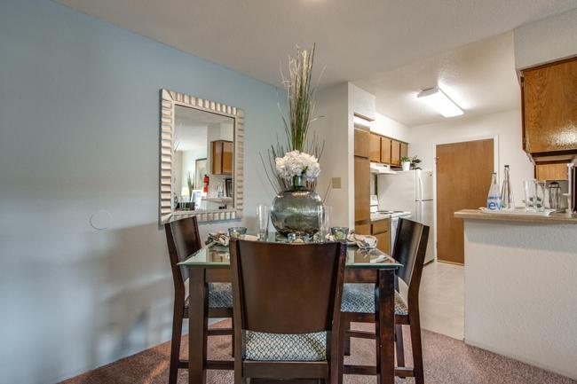Sabo Village 70 Reviews Houston Tx Apartments For Rent Manager Uploaded Photo Of Sabo Village In Houston Tx