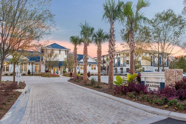 Spygl Seaside 28 Reviews Charleston Sc Apartments For Manager Uploaded Photo Of Spygl Seaside In Charleston Sc