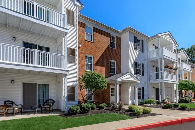 Westfield Apartments - 41 Reviews | Westlake, OH Apartments for Rent