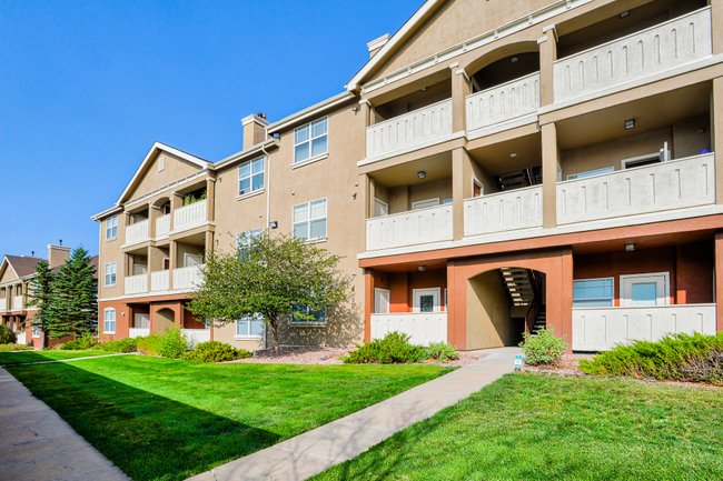 Bella Springs Apartments 209 Reviews Colorado Springs