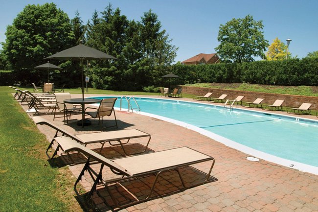 The Brooke At Peachtree Village 23 Reviews Whitehall Pa