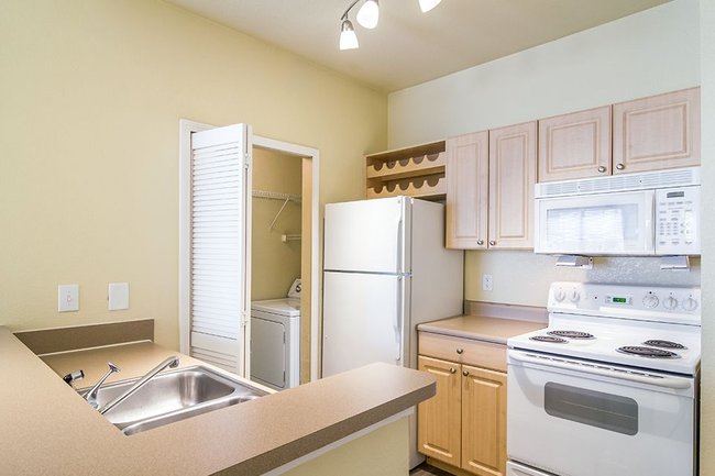 The Kensley Apartment Homes - 130 Reviews | Jacksonville, FL Apartments for Rent | ApartmentRatings©